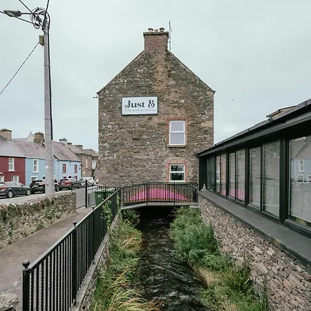 Just B Townhouse Oda ve Kahvaltı *