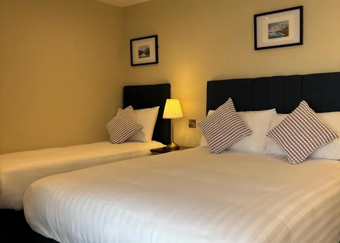 Just B Townhouse Bed & Breakfast